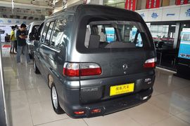 2013款东风风行菱智1.5L