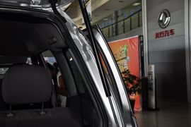 2013款东风风行菱智1.6L