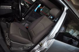 2013款东风风行菱智1.6L