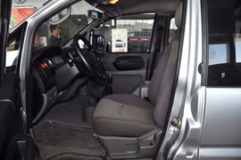 2013款东风风行菱智1.6L