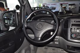 2013款东风风行菱智1.6L