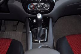 2014款东风风行景逸LV