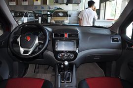 2014款东风风行景逸LV