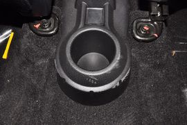 2013款江淮悦悦1.0L手动豪华型