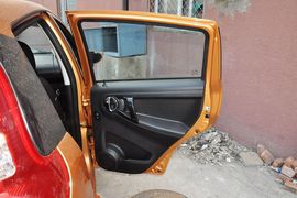 2013款江淮悦悦1.0L手动豪华型