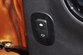 2013款江淮悦悦1.0L手动豪华型