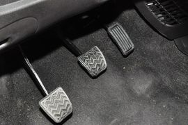 2013款江淮悦悦1.0L手动豪华型