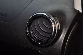 2013款江淮悦悦1.0L手动豪华型