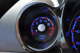 2013款江淮悦悦1.0L手动豪华型