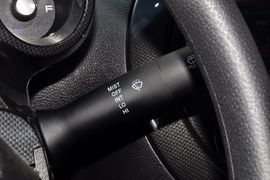 2013款江淮悦悦1.0L手动豪华型