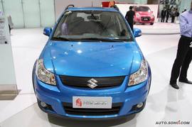 铃木天语SX4两厢09上海车展实拍