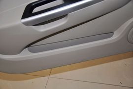 2014款东南V3菱悦1.5L手动亲民版