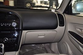 2014款东南V3菱悦1.5L手动亲民版
