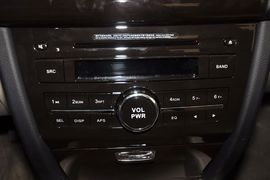 2014款东南V3菱悦1.5L手动亲民版