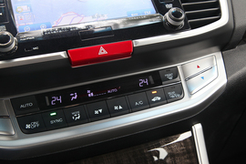 测试2014款本田雅阁3.0旗舰版