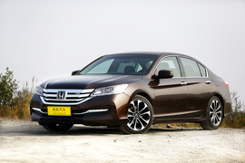 测试2014款本田雅阁3.0旗舰版