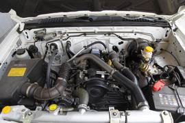 2013款郑州日产锐骐2.2T四驱试驾实拍