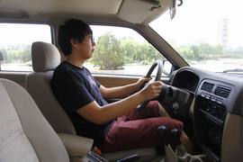 2013款郑州日产锐骐2.2T四驱试驾实拍