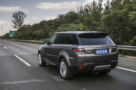 2014款路虎揽胜运动版试驾图解