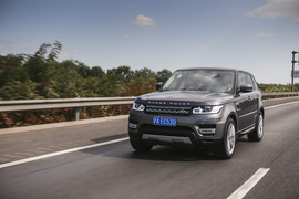 2014款路虎揽胜运动版试驾图解