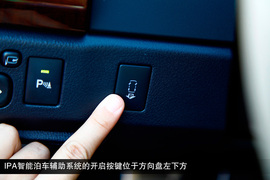 操控见长/配置升级！试驾一汽丰田新锐志