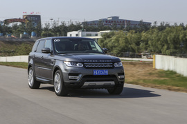 2014款路虎揽胜运动版试驾图解