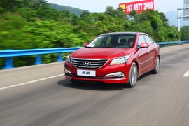 北京现代名图1.8L试驾