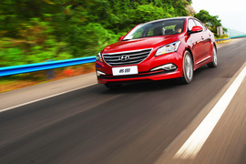 北京现代名图1.8L试驾