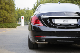 2014款奔驰S级试驾实拍