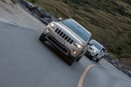 2014款3.0L大切诺基试驾