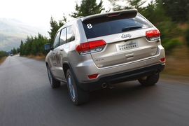 2014款3.0L大切诺基试驾