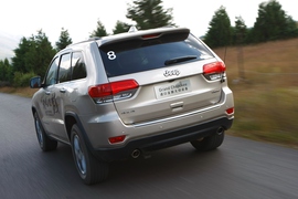 2014款3.0L大切诺基试驾