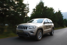 2014款3.0L大切诺基试驾