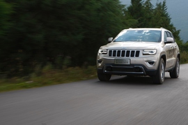 2014款3.0L大切诺基试驾