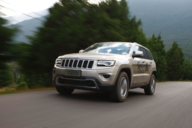 2014款3.0L大切诺基试驾