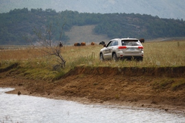 2014款3.0L大切诺基试驾