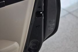 2013款海马普力马1.6L