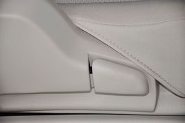 2013款海马普力马1.6L