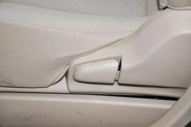 2013款海马普力马1.6L