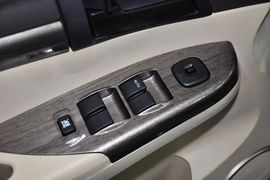 2013款海马普力马1.6L