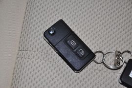 2013款海马普力马1.6L