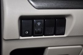 2013款海马普力马1.6L