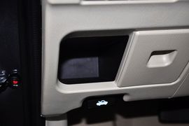 2013款海马普力马1.6L