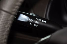 2013款海马普力马1.6L