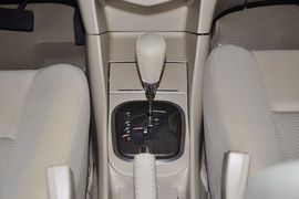 2013款海马普力马1.6L