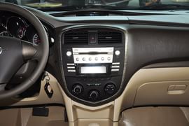 2013款海马普力马1.6L