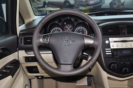 2013款海马普力马1.6L