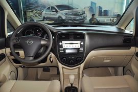 2013款海马普力马1.6L