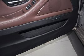 2014款宝马530Li豪华设计套装