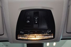 2014款宝马530Li豪华设计套装